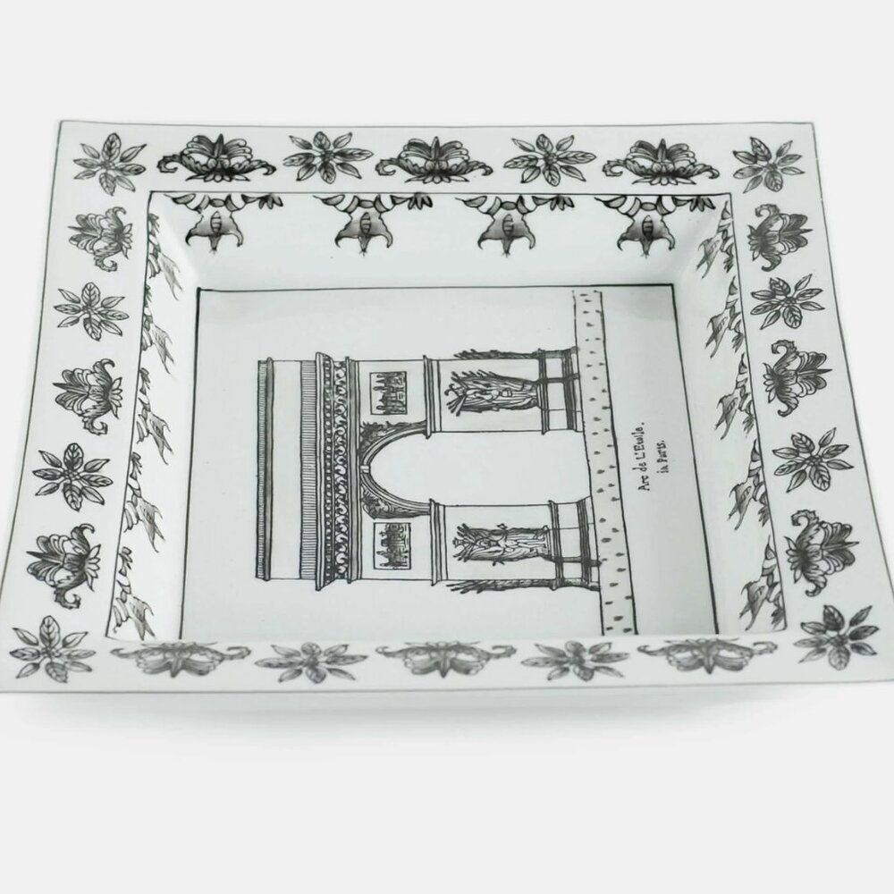 Arc de Triomphe Change Tray in Porcelain Hand Painted Imported from France - Picture 8 of 8